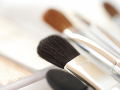 2015年化粧品業界展望、前年比2～3％の伸長に