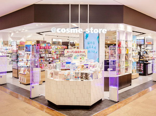 Cosme Store ルミネ池袋店 リニューアルオープンで取り組み強化 化粧品業界人必読 週刊粧業オンライン